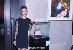 黑颜色裙子爆料视频在线观看,热门爆料视频在线观看全解析